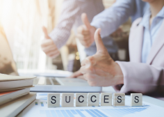 https://finclusionjobs.com/wp-content/uploads/2025/08/5-Habits-of-Successful-Employees-236x168.jpg